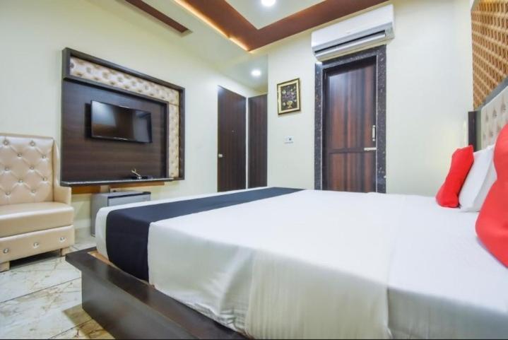Hotel Ravi Residency Jalandhar Buitenkant foto