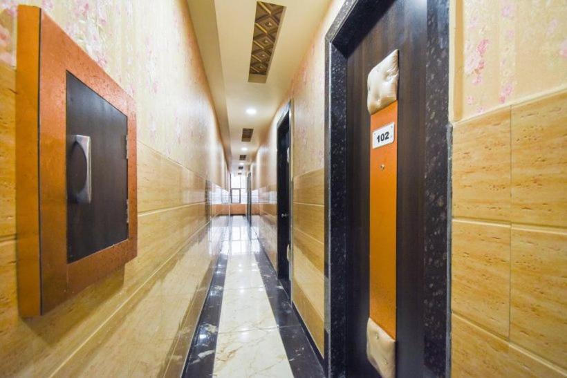 Hotel Ravi Residency Jalandhar Buitenkant foto