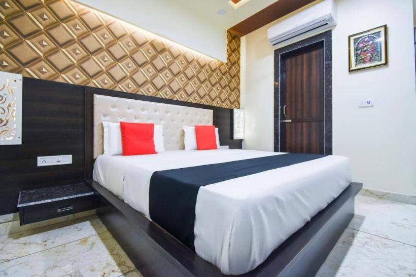 Hotel Ravi Residency Jalandhar Buitenkant foto